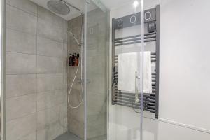 Appartements Le Simeon - T2 plein pied, cosy, au coeur de la zone pietonne : photos des chambres