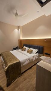 Parth Hotel