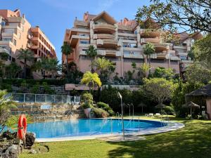 GolferS Paradise Magna Marbella - EaW Homes