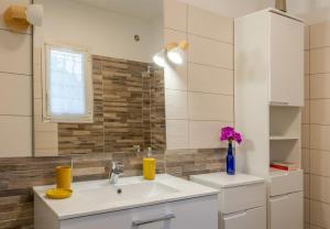 Villas VILLA tous conforts avec Piscine privee et acces Plage : photos des chambres