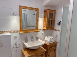 "Drei Buben" - Moderne Ferienwohnung in St Martin bei Lofer, NEU ab Sommer 2025