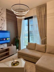 Smart & Stylish 1BHK With Keyless Entry!