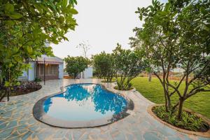 Caasa Tranquilla Somatane with pool by River Pawna