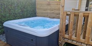 Campings Mobil-home Premium avec spa privatif : photos des chambres