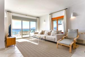 Moraira Bay 8 - By Almarina Villas