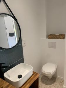 Appartements Appartement 350 m de la plage avec terrasse bois : photos des chambres