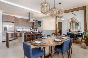 Top-Rated 3 Bedroom Ocean Views Infinity Pools