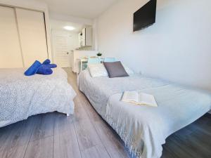 Beautiful studio in Benalbeach