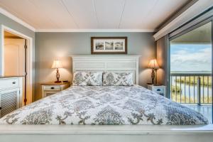 Tritons Trumpet B 101