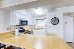 Seaside Beach & Racquet Club 5416