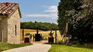 Maisons de vacances Domaine Lea Chanflaur - Spa - La maison du bonheur : photos des chambres