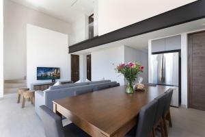 Cabo Marina 3 BR Loft Walk to Medano Beach