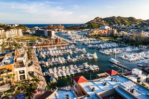 Best Location in Cabo Marina Private Rooftop Sleeps 8