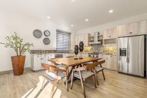 Luxurious Secluded 3 BR Mavila Condo Retreat