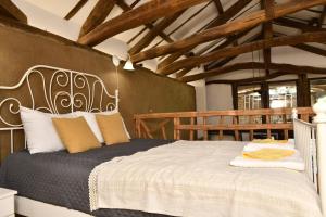 Emena Art Guesthouse