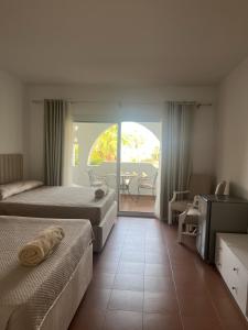 domina coral bay