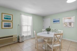 Sand Dollar Suites. Suite 4. A short stroll from our sandy shores