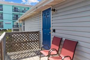 Sand Dollar Suites. Suite 6. A short stroll from our sandy shores