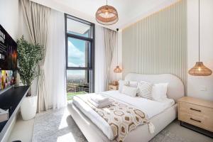 Mahogany 11 - 2BR 10 Guests - Walk to Burj Khalif