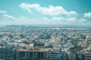 Mahogany 11 - 2BR 10 Guests - Walk to Burj Khalif