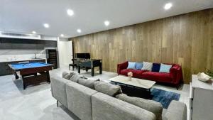 Beautiful property in Balwyn with great view