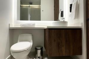 VOU Suites by Avia Suites