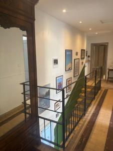 Elivi Elegant Art Deco house with Garden Walk to the Heart of Town