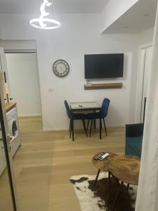 Amo Apartment