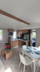 MOBILHEIM HERZ LAUWERSOOG - Chalet Schildhoek