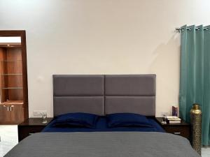 Cozy 2BHK Homestay in Udaipur City Center with Modern Amenities & WiFi
