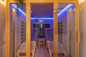 Golden Timber Suite