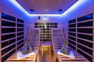 Golden Timber Suite