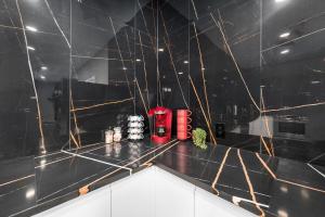 Galleria Saltwater POOL -Sleeps 20