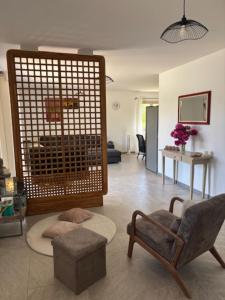 Maisons de vacances La Lacoste Charm and View of the Luberon : photos des chambres