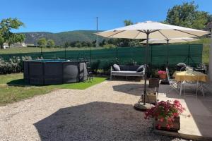 Maisons de vacances La Lacoste Charm and View of the Luberon : photos des chambres