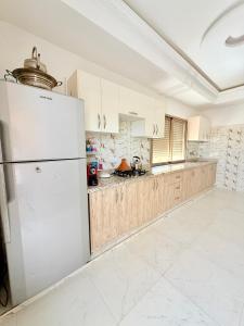 The Atlas View and Elegant Villa Marrakech