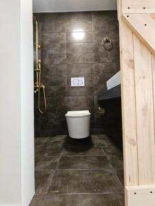Minimal Nest Glyfada