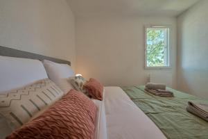 Appartements Appartement, terrasse, piscine, Netflix et Wi-Fi : photos des chambres