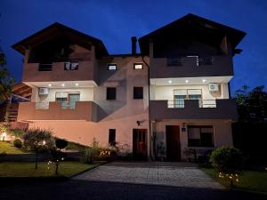 Guest House Bunčić Rooms & Apartments