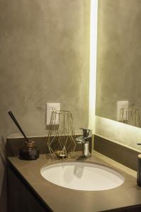 Pool, BIKES, jungle view and GOOD VIBES