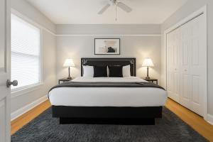 Roomy 3BR Apartment near Beach - Lunt 33-2N