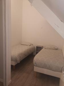 Maisons de vacances Maison de campagne avec terrain clos : photos des chambres