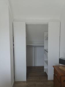 Maisons de vacances Maison de campagne avec terrain clos : photos des chambres