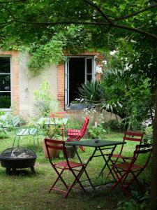 B&B / Chambres d'hotes Maison d-hotes La bien-Aimee : photos des chambres