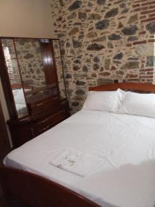 Malamas House