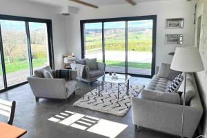 Villas Magnifique longere du Perche avec vue panoramique et piscine pour 9 personnes : photos des chambres