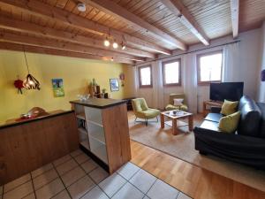 Apartment with Garden View room in Haus Hubertus