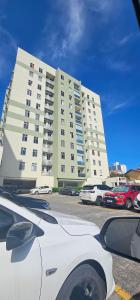 Ap tres quartos com suite mobiliado em Jardim Camburi Vitoria ES