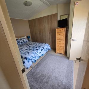 Thornwick bay- xantus grange 60