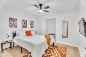 Family-Friendly 5BR•HotTub•Private Yard